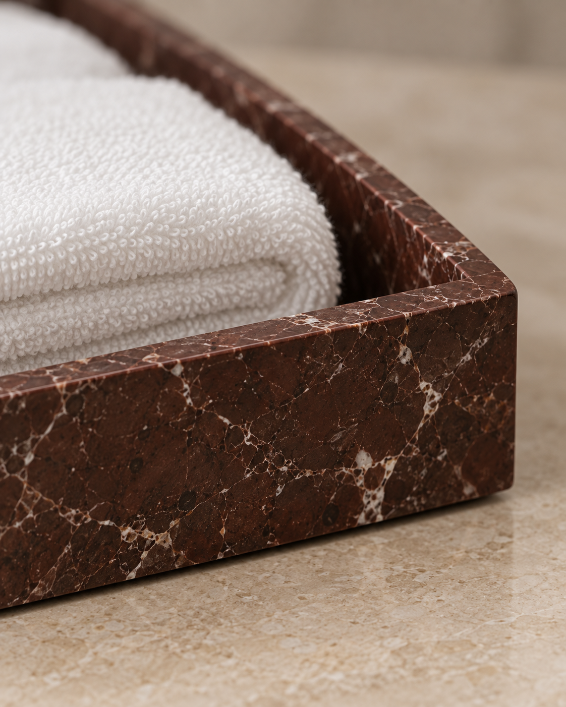 Elazığ Vişne Square Towel Tray, natural stone veining and form detail